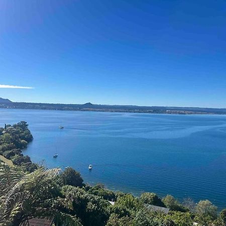 Breathtaking Views Villa Таупо Екстериор снимка